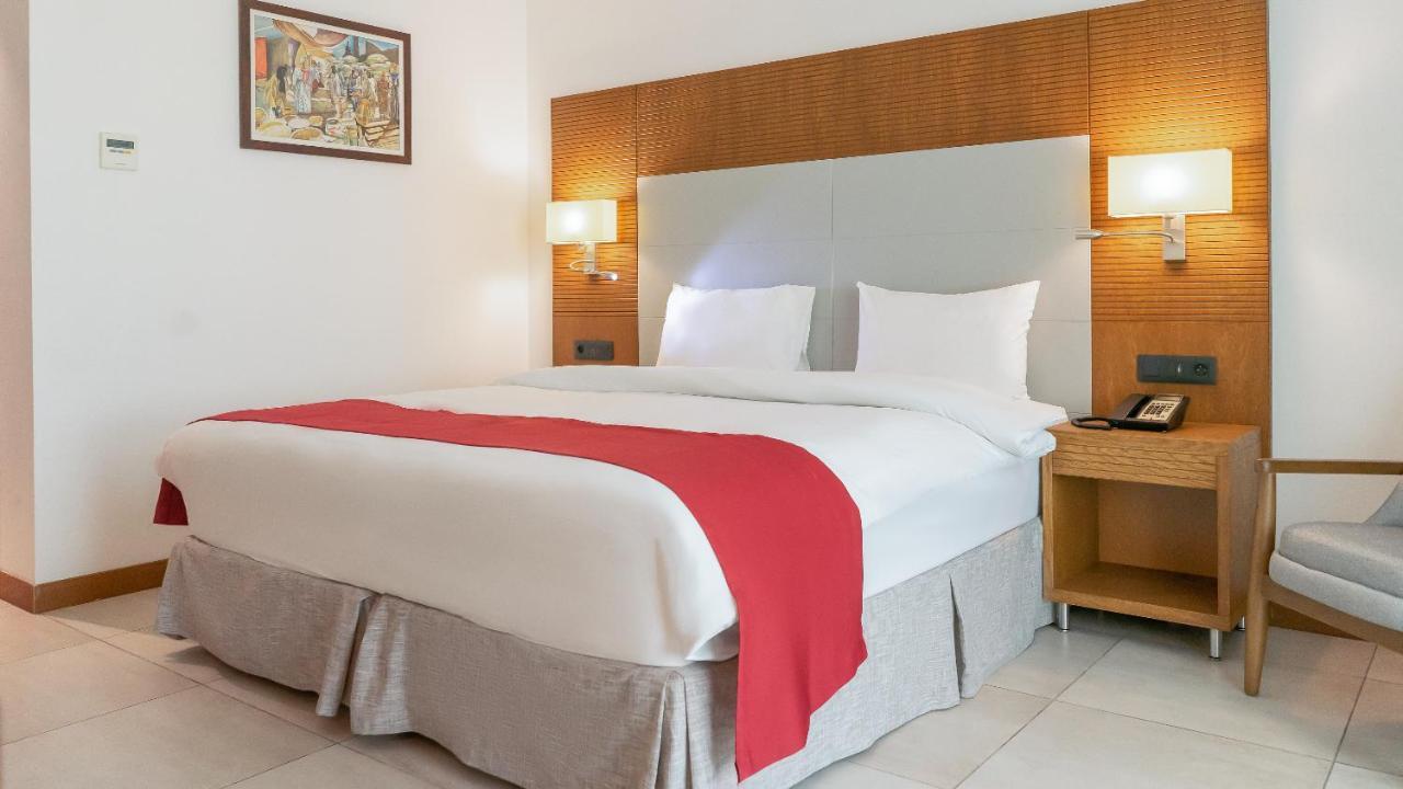 Star Land Hotel Bastos Yaoundé Zewnętrze zdjęcie