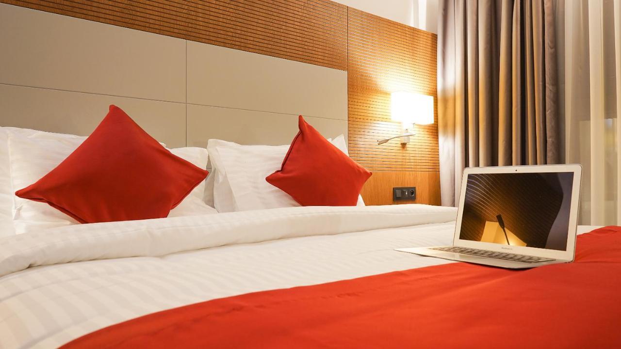 Star Land Hotel Bastos Yaoundé Zewnętrze zdjęcie