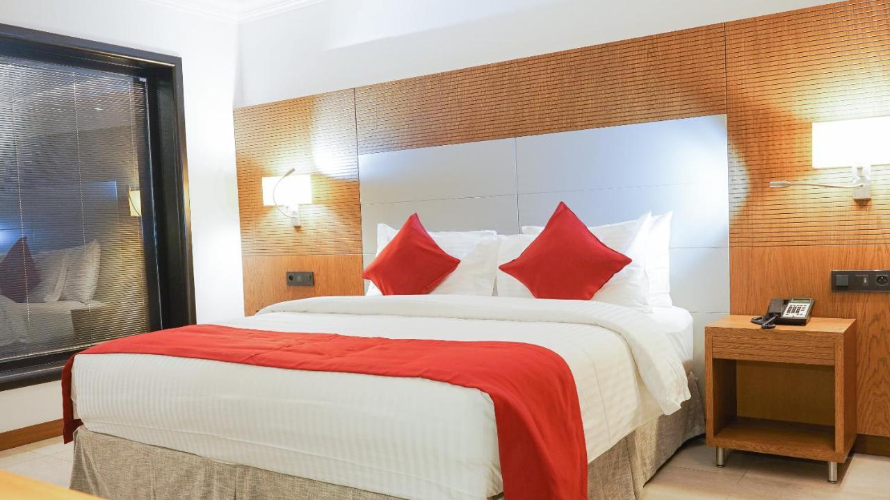 Star Land Hotel Bastos Yaoundé Zewnętrze zdjęcie
