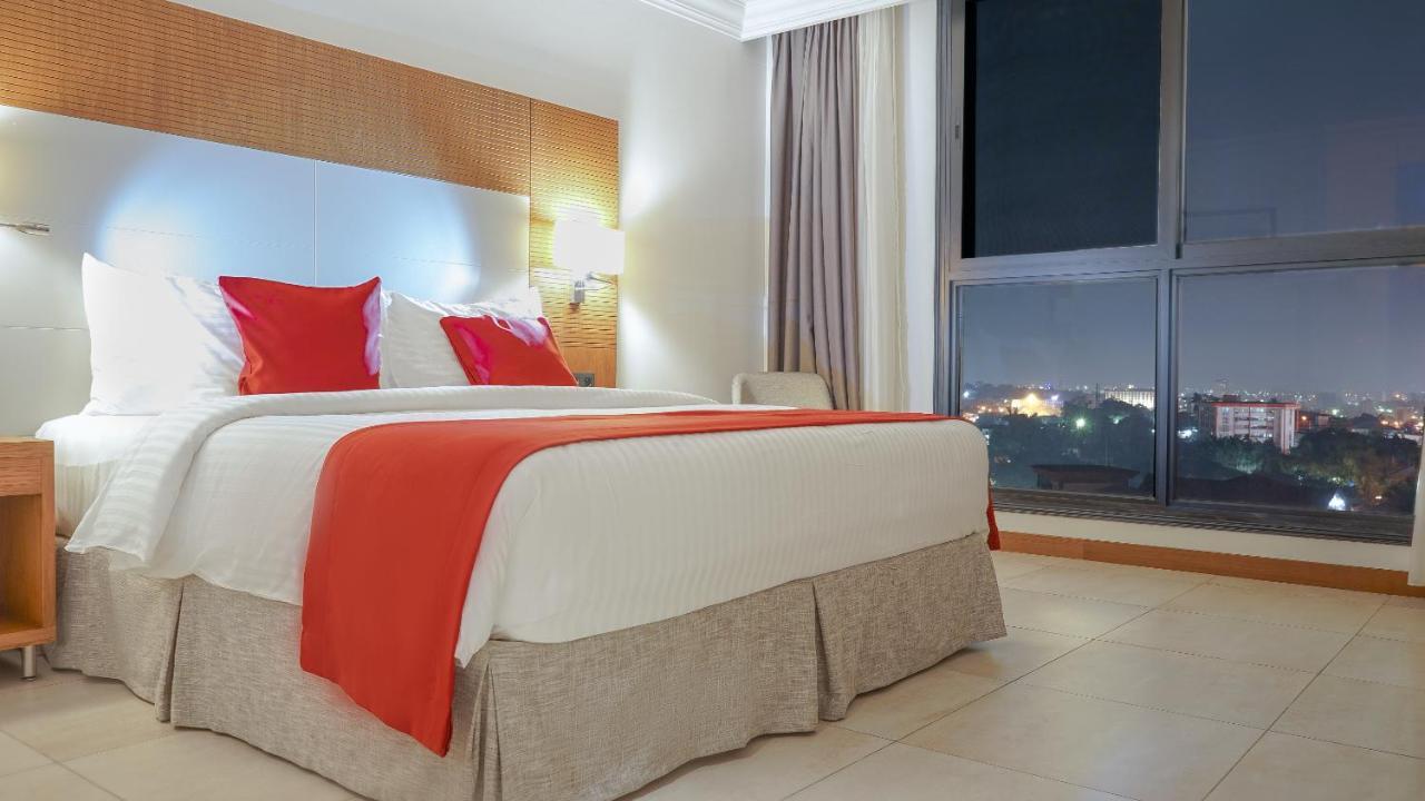 Star Land Hotel Bastos Yaoundé Zewnętrze zdjęcie