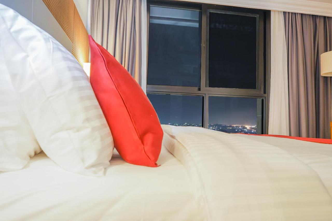 Star Land Hotel Bastos Yaoundé Zewnętrze zdjęcie