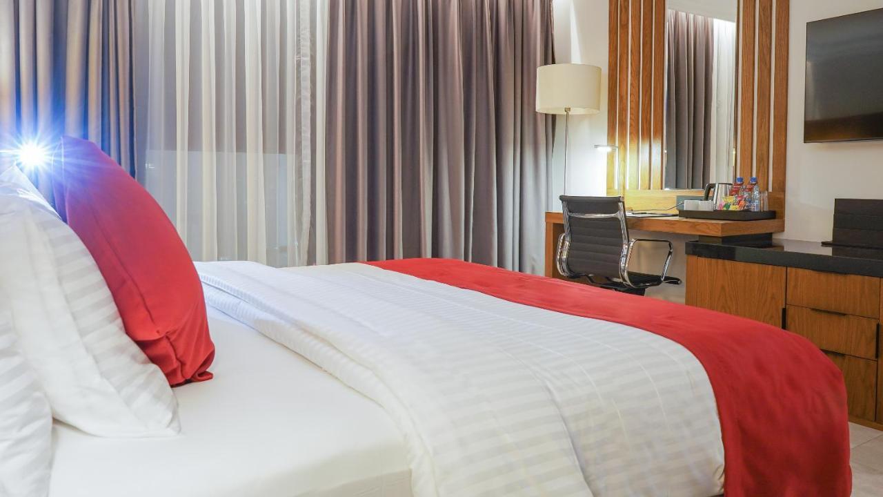 Star Land Hotel Bastos Yaoundé Zewnętrze zdjęcie
