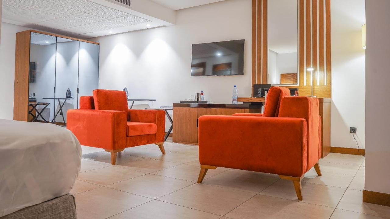 Star Land Hotel Bastos Yaoundé Zewnętrze zdjęcie